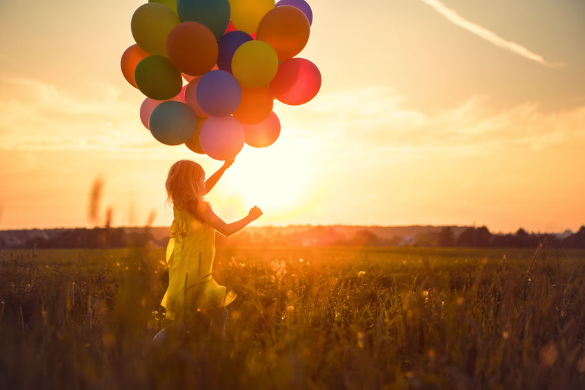 girl balloons